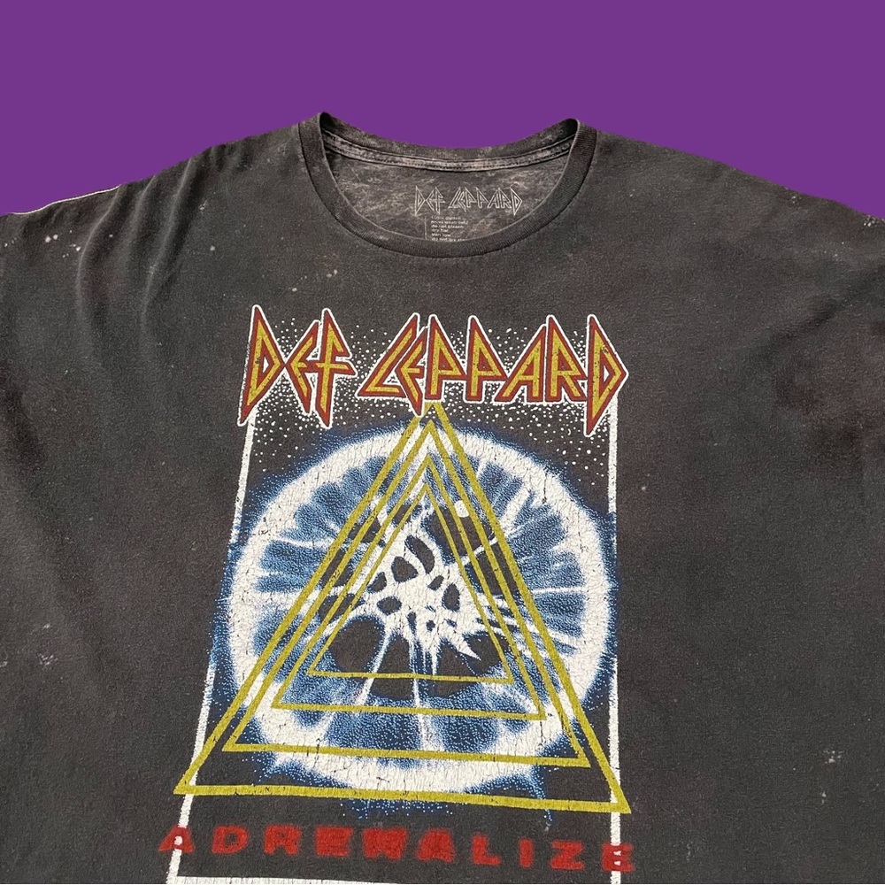 Def Leppard - Picture 3 of 3